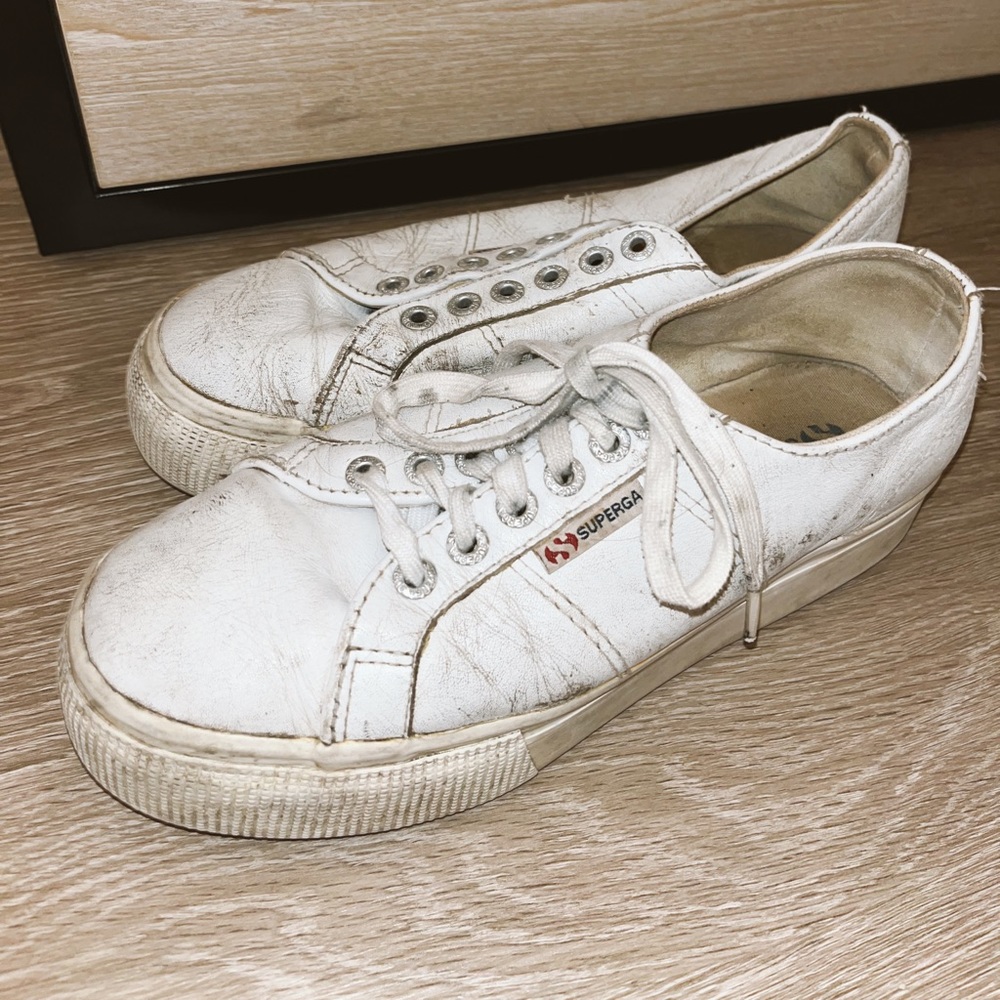 Superga leather sneaker